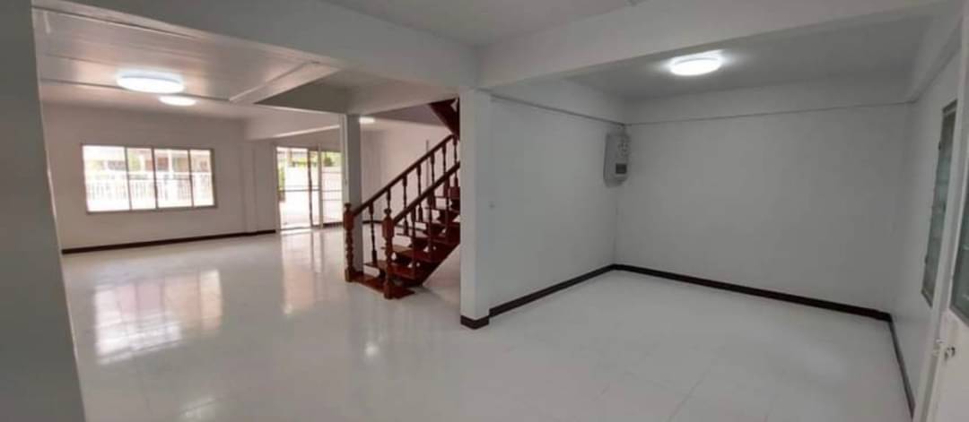 ขาย -ให้เช่า ทาวน์เฮ้าส์ เสตะนิเวศน์ กำนันเเม้น 7 ขนาด 28 ตรว ปรับปรุงใหม่ จอดรถสบาย ใกล้ตลาดพิบูลย์วิทย์