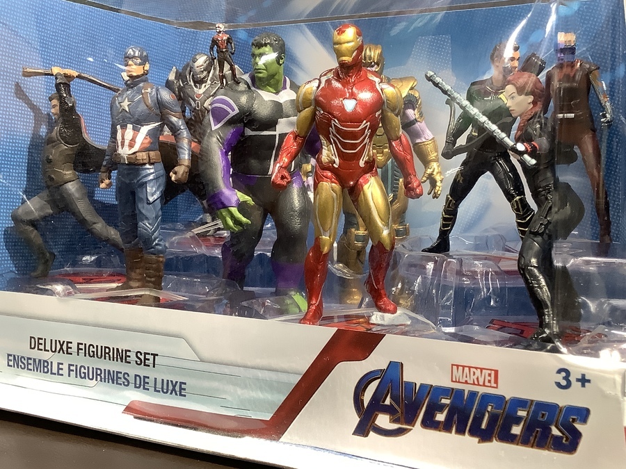 Avengers ของแท้ JP - Deluxe Figurine Set Disney [โมเดล Marvel] (9 ตัว)
