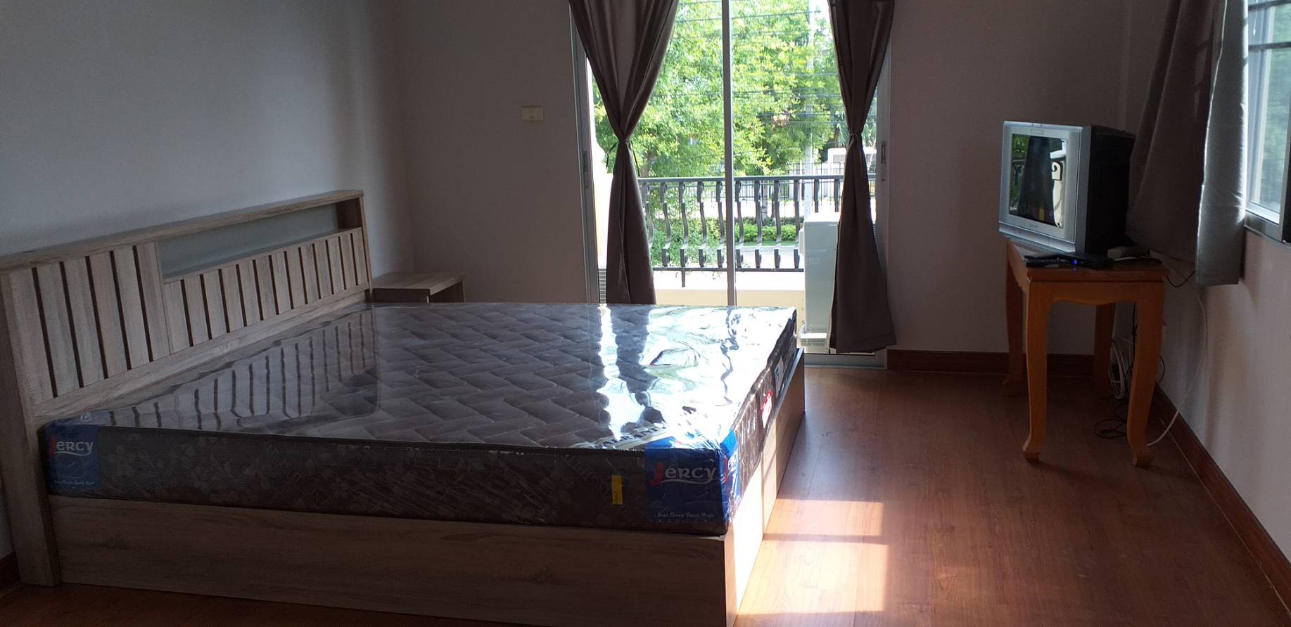 ให้เช่าบ้านเดี่ยว 2ชั้น The Grand พระราม 2 พันท้ายนรสิงห์ สมุทรสาคร ให้เช่า 19,500 บาท/เดือน(รวมค่าส่วนกลาง)