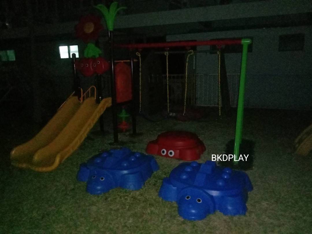 กระบะทรายไดโนเสาร์ มีฝาปิด , กระบะทรายเด็ก, ของเล่นเด็ก, กระบะทรายเด็ก, บ่อทรายเด็กเล่น ,ของเล่นเสริมพัฒนาการ ขนาด : 95x110x30 ซม.