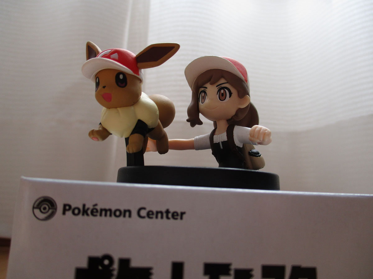 Eevee & Trainer ของแท้ JP - Pokemon Center [โมเดลโปเกมอน] (2 ตัว)