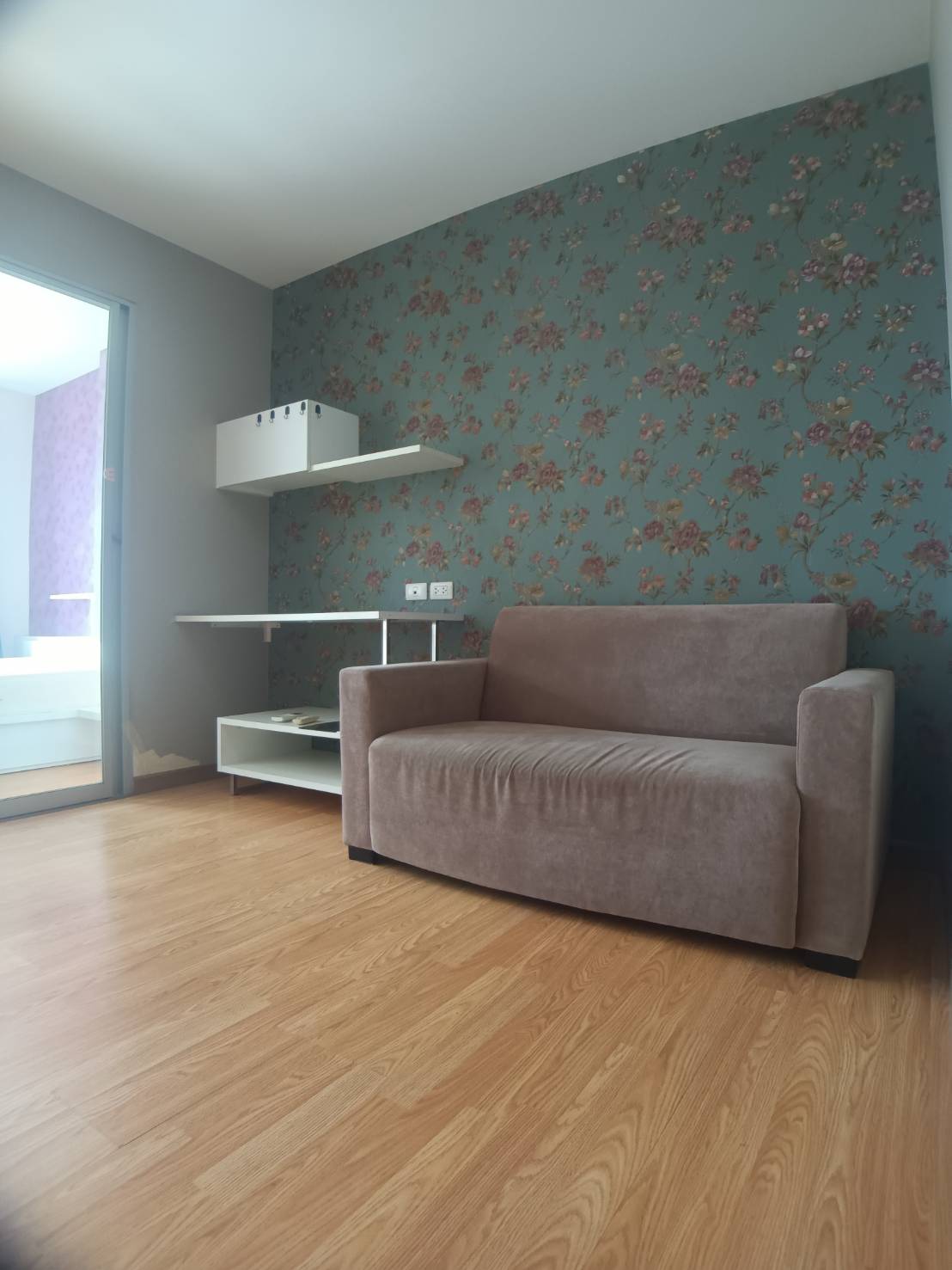 คอนโด เดอะ ทรัสต์ เรสซิเดนซ์ ปิ่นเกล้า 29 ตรม. ชั้น 24 (อาคาร 30ชั้น) วิว ถนนบรมราชชนนี ใกล้เซ็นทรัลปิ่นเกล้า สายใต้เก่า