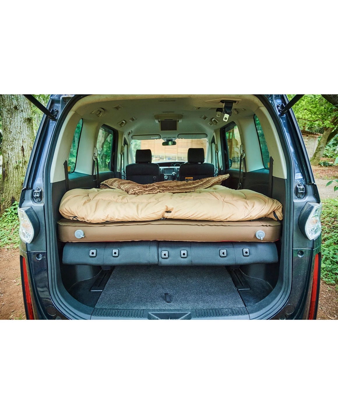 CM JP Adventure Cushion Bag C0 38772