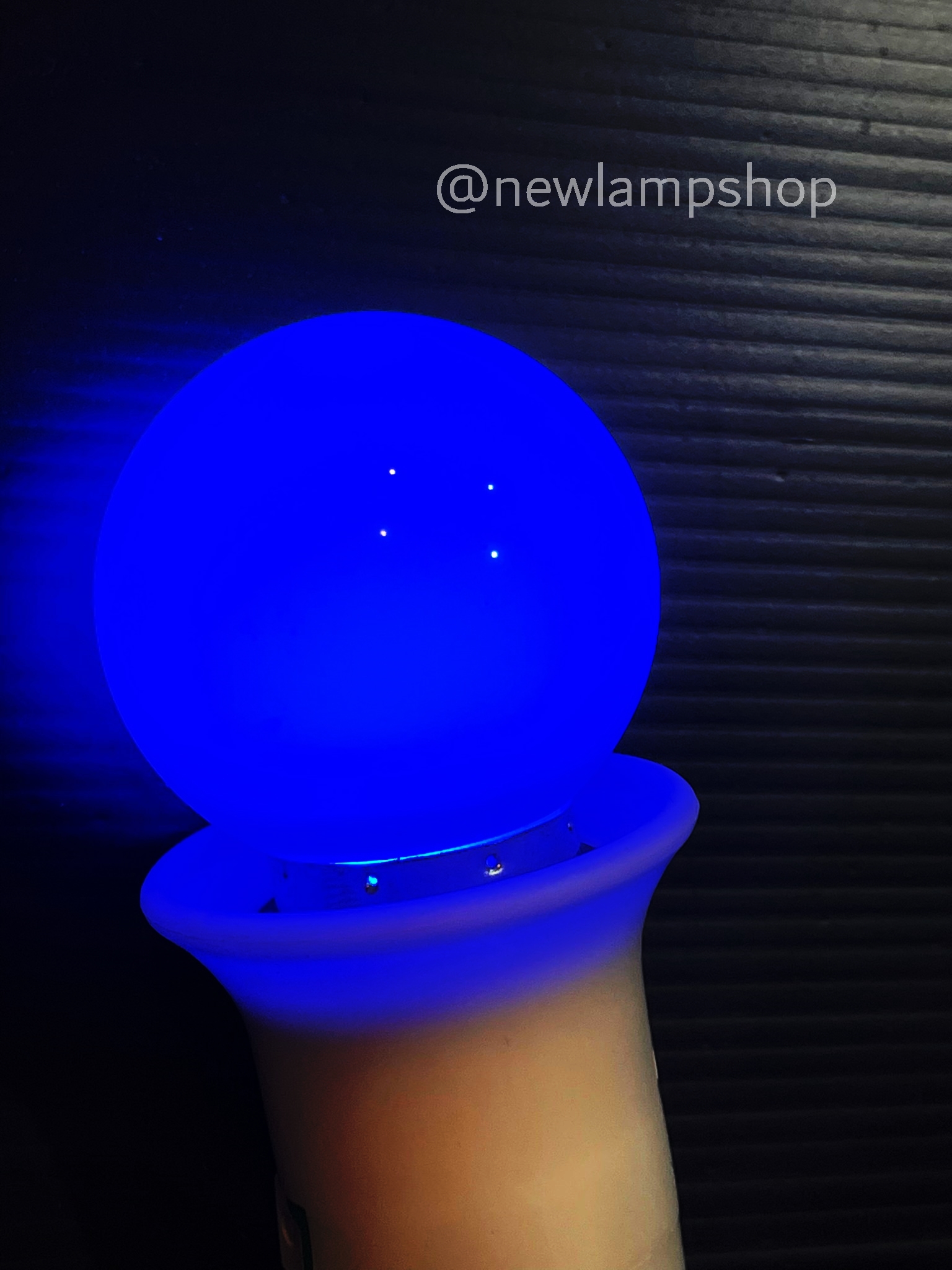 หลอดปิงปอง LED 1w / 3w ขั้วเกลียว E27 มีให้เลือกหลากสี