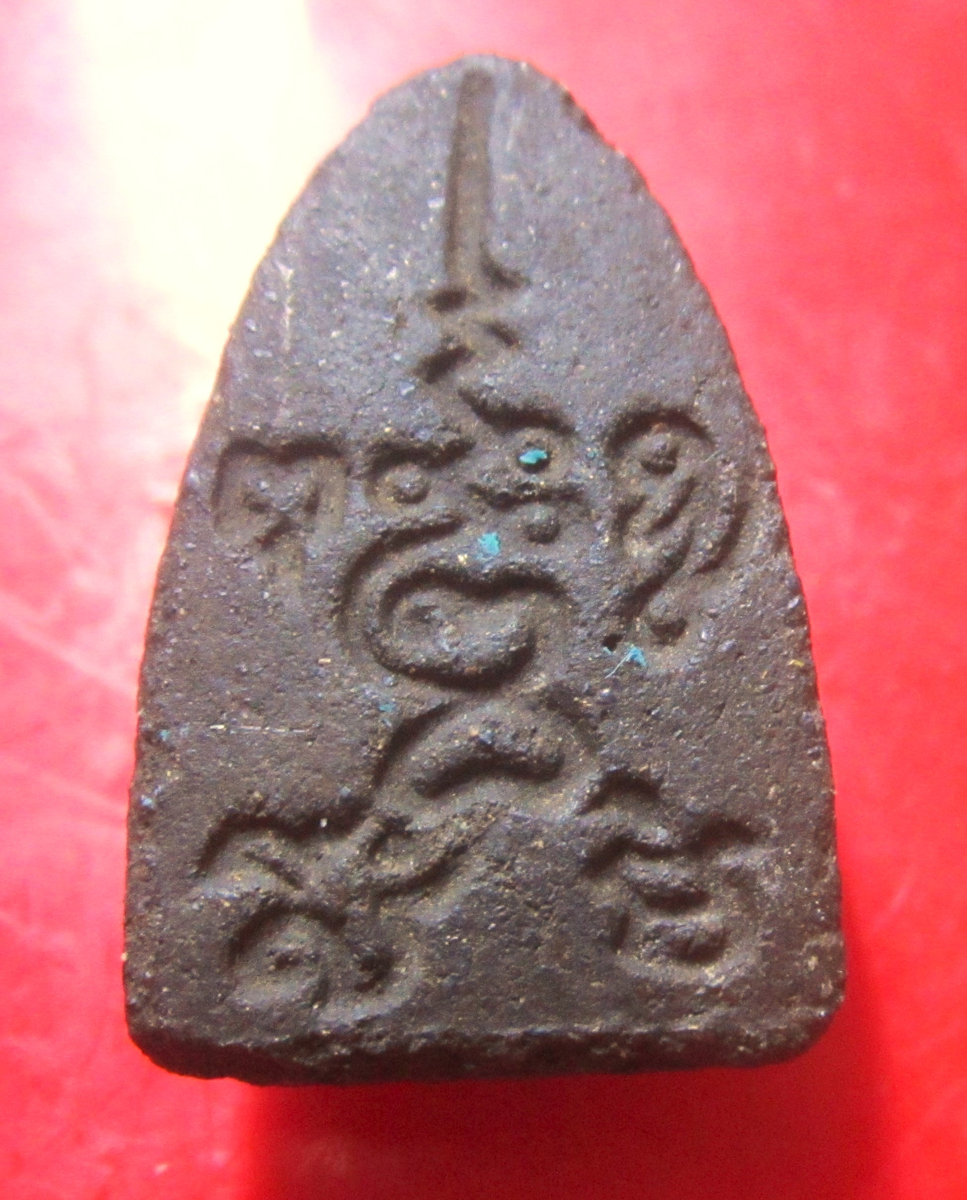 พระพุทธชินราช เนื้อว่านผสมผงตะไบเงินทอง หลังยันต์เทาะว์ พระแท้สวยเก่าครับตัวจริงสวยมาก ไม่ทราบที่