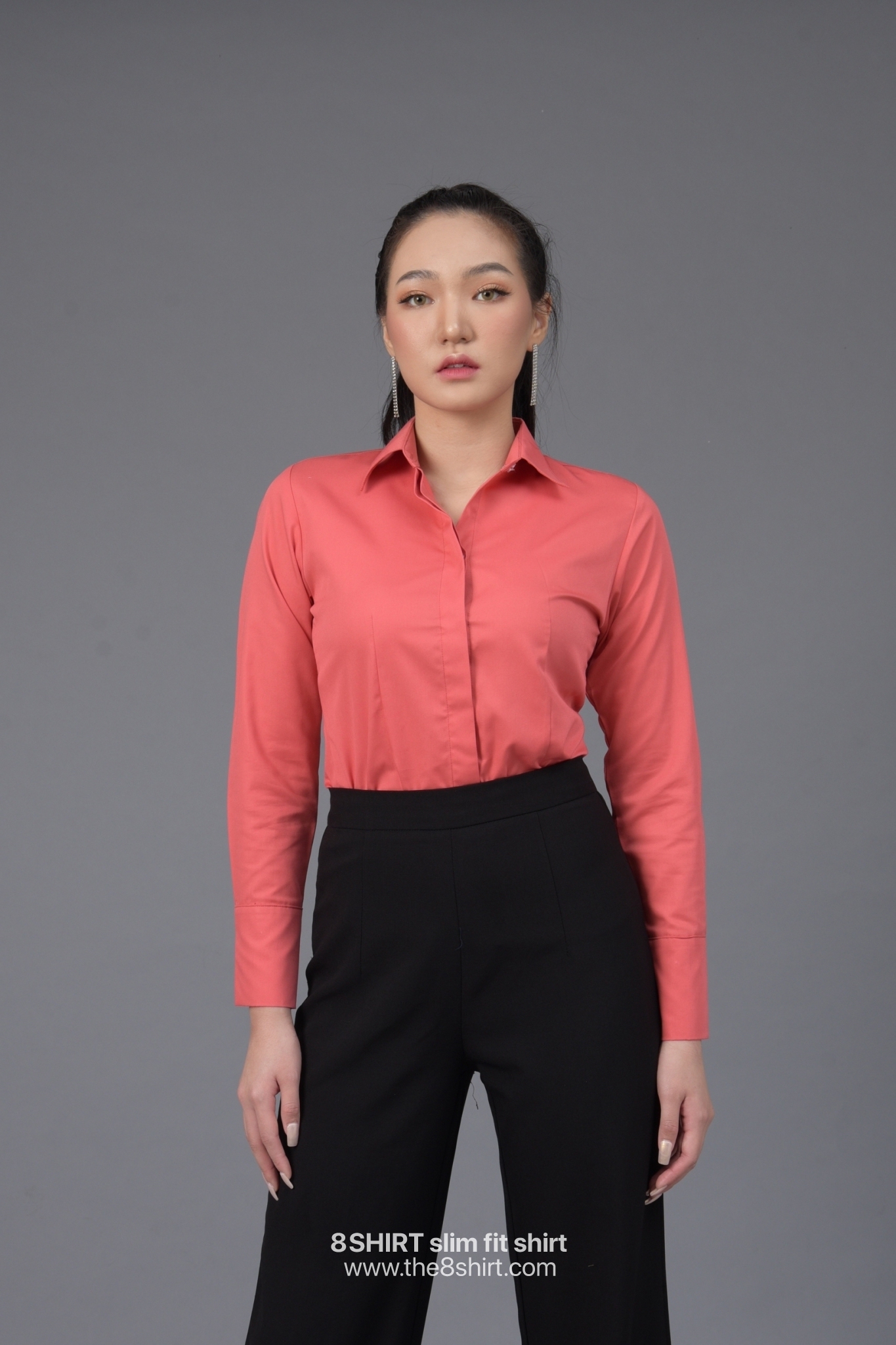 เสื้อเชิ้ตผู้หญิง ชมพูพั้นซ์ (Pink Punch) สลิมฟิต เข้ารูป แขนยาว เสื้อเชิ้ตทำงาน เสื้อยูนิฟอร์ม แบรนด์ 8SHIRT slim fit shirt พร้อมส่ง