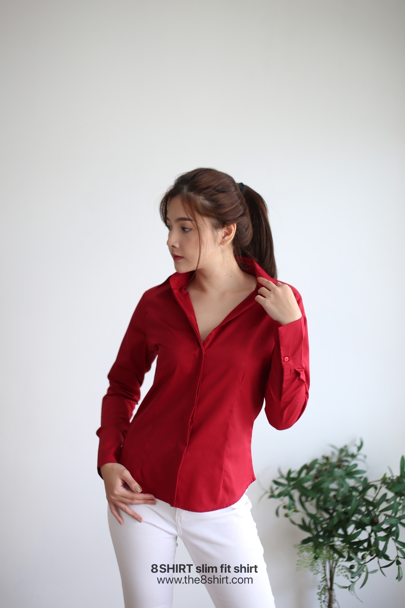 เสื้อเชิ้ตผู้หญิง แดงเลือดนก (Maroon Red) สลิมฟิต เข้ารูป แขนยาว เสื้อเชิ้ตทำงาน เสื้อยูนิฟอร์ม แบรนด์ 8SHIRT slim fit shirt พร้อมส่ง
