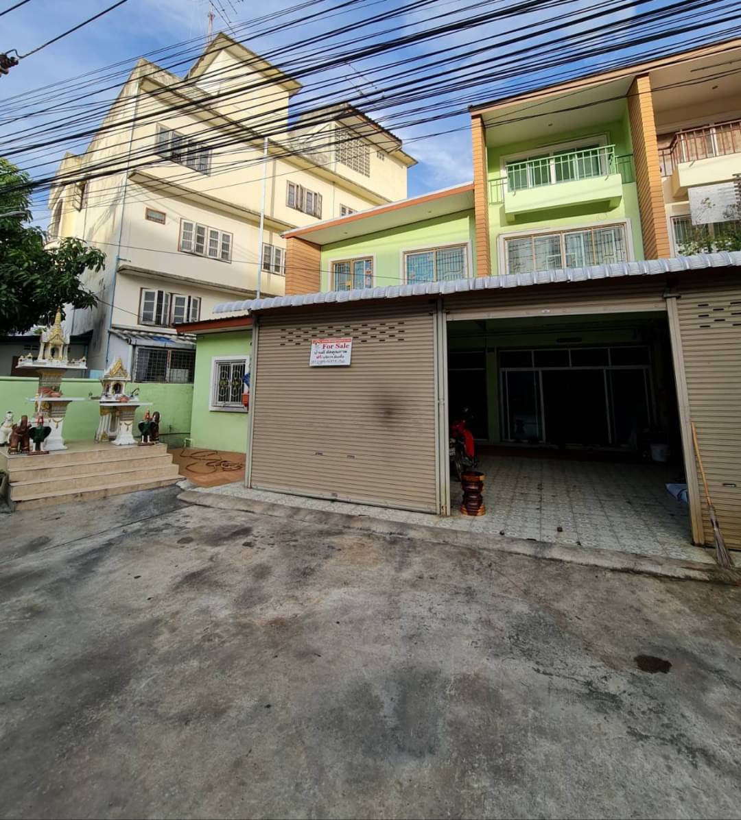 ขายอาคารพานิชย์ 3 ชั้น เนื้อที่ 44.5 ตรว, 6 ห้องนอน ต.บ่อพลับ อ.เมือง จ.นครปฐม