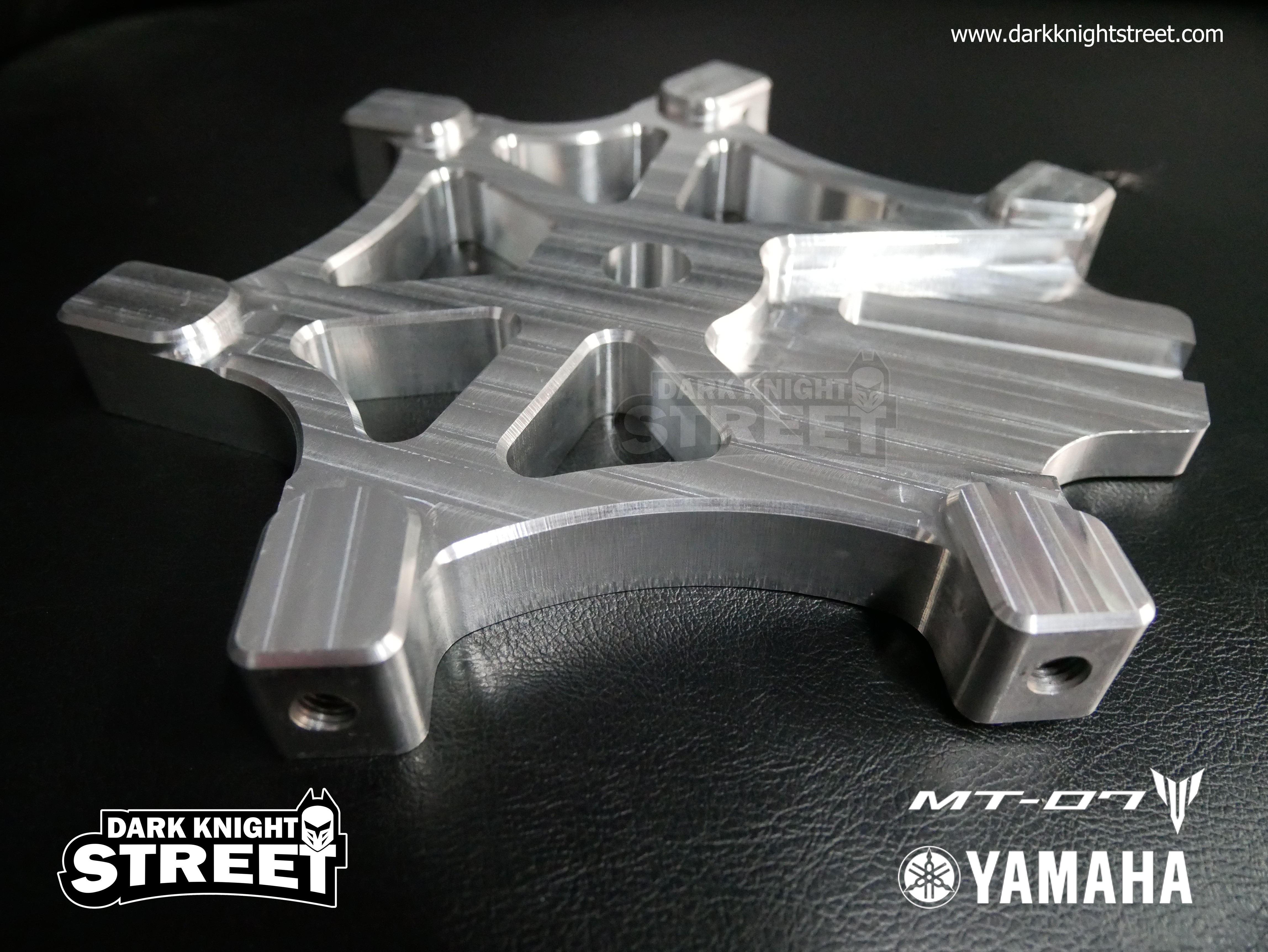 Yamaha MT07 FZ07 Rear calipers bracket with Front R3 Rotor