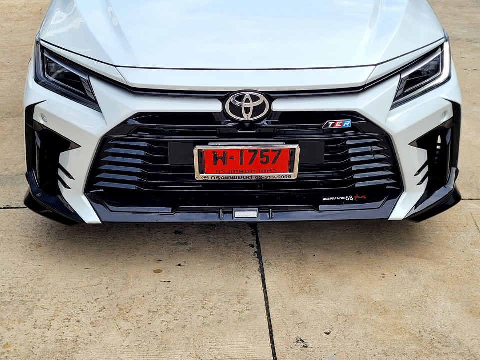 𝐃𝐫𝐢𝐯𝐞𝟔𝟖 𝐏𝐥𝐮𝐬 VS Toyota Yaris Ativ 4D 2022 [เพิ่มเติมความสวยล้ำเข้าไปแบบ++]