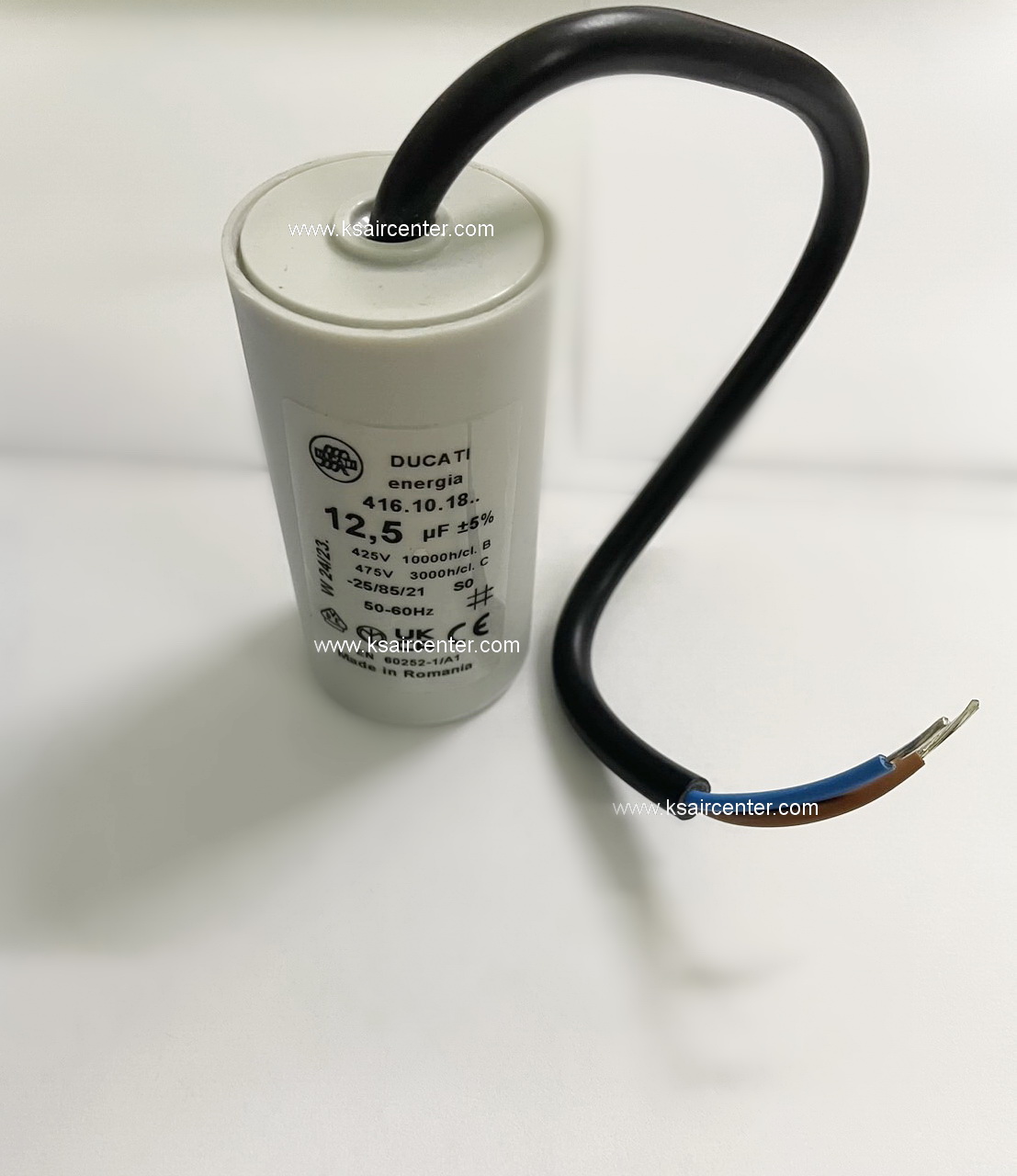 แคปพัดลม DUCATI แบบมีขาเสียบ