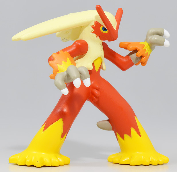 Blaziken ของแท้ JP - Monster Collection Takara Tomy [โมเดลโปเกมอน]