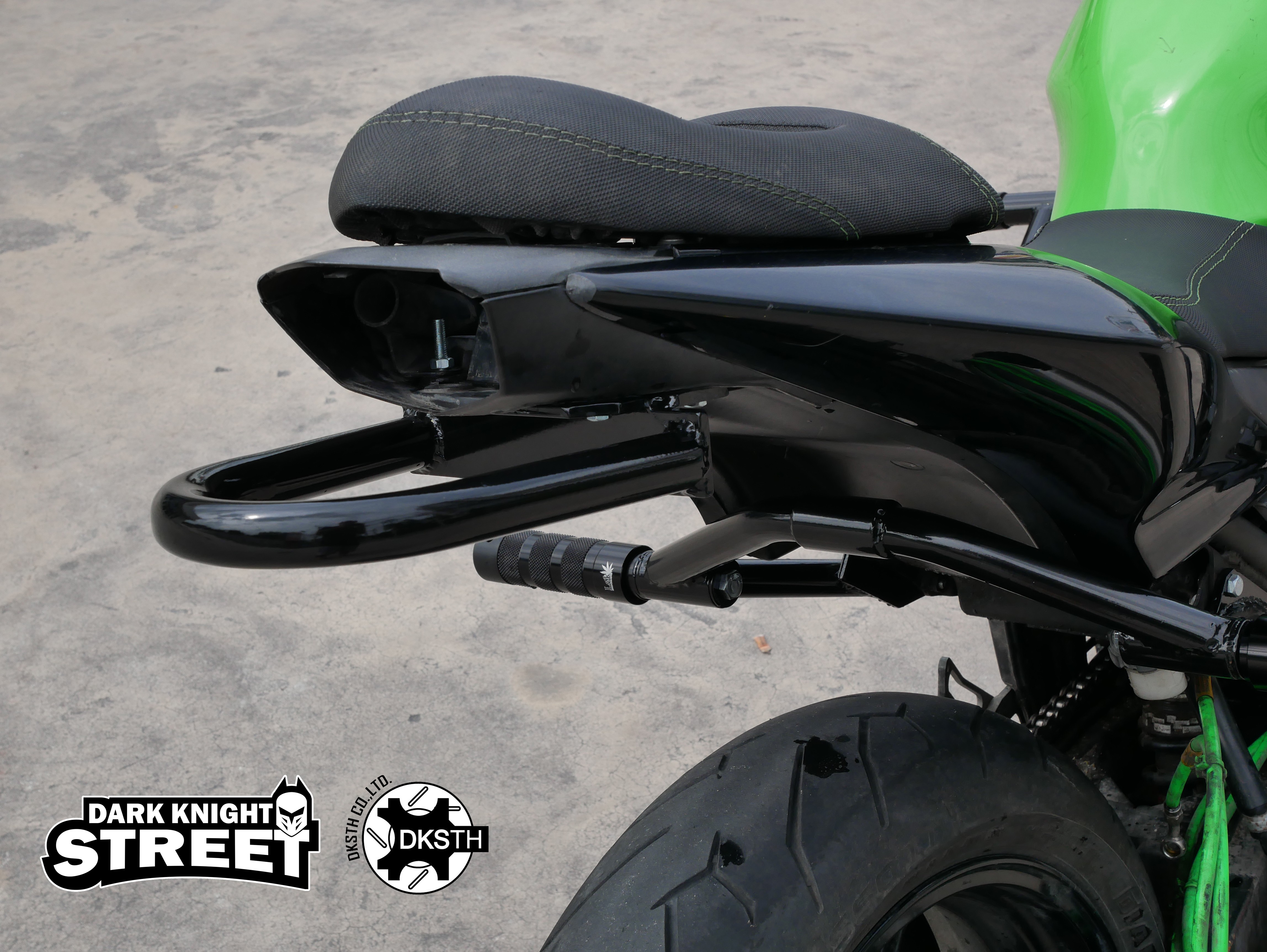 Ninja250R Tail round bar protection