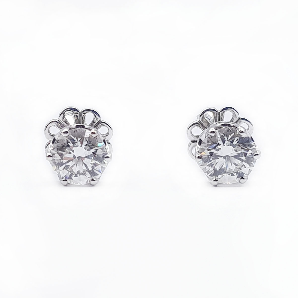 ต่างหูเพชร 2.40 Carat