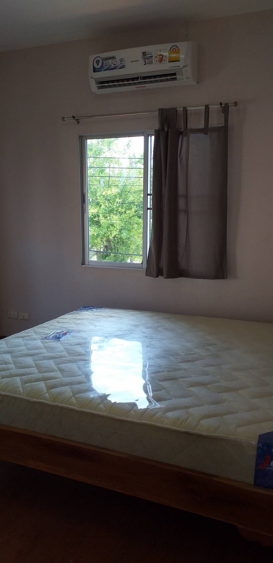 ให้เช่าบ้านเดี่ยว 2ชั้น The Grand พระราม 2 พันท้ายนรสิงห์ สมุทรสาคร ให้เช่า 19,500 บาท/เดือน(รวมค่าส่วนกลาง)