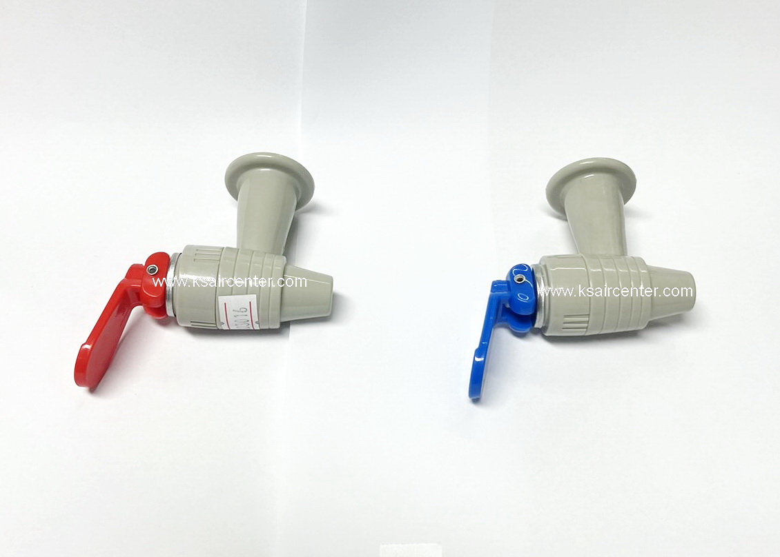 ก๊อกเกลียวใน นํ้าร้อน สีแดง SP (รหัสสินค้า 003016)