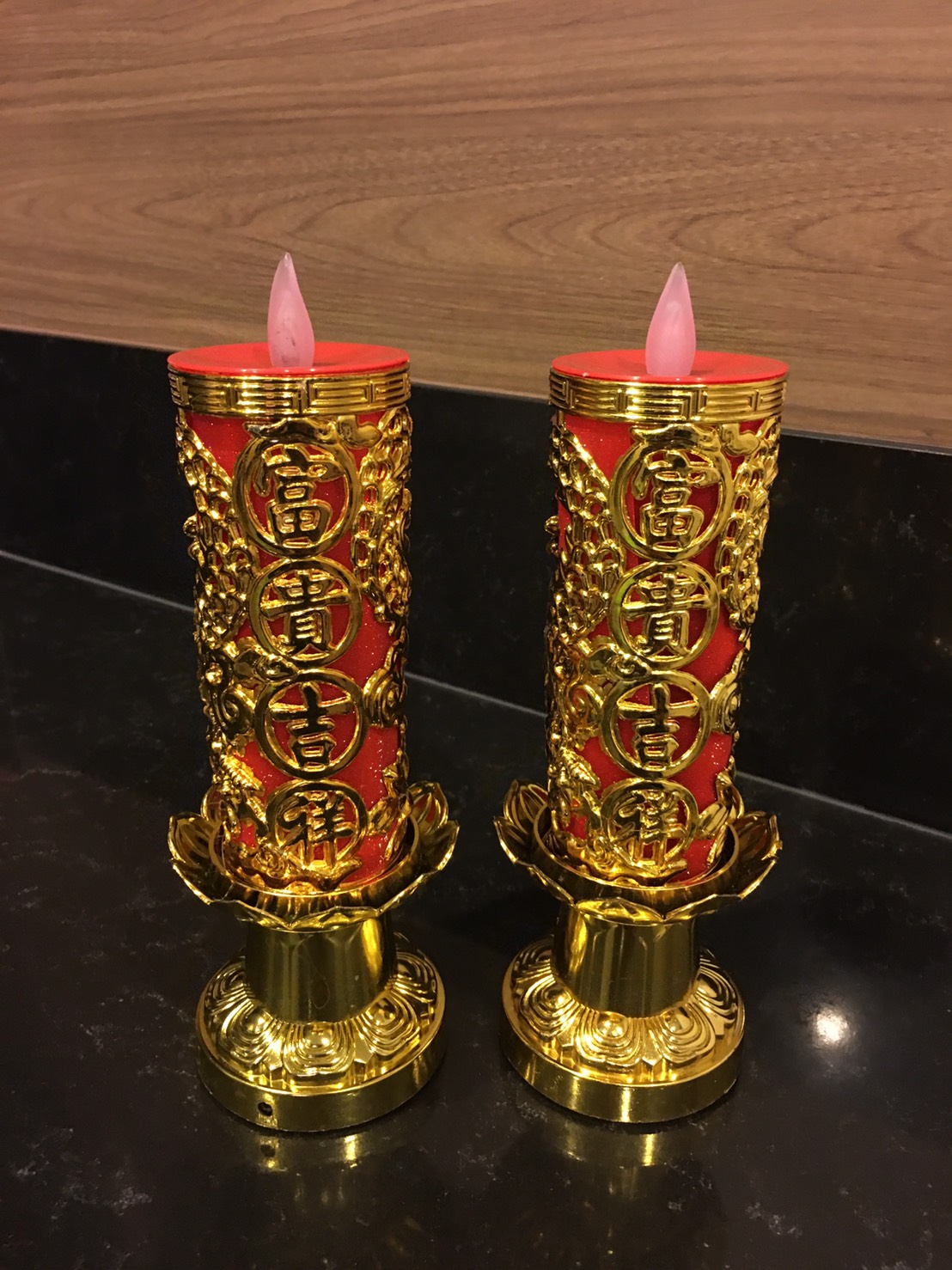 เทียนจีนแดงมังกร LED (ศาลเจ้า)