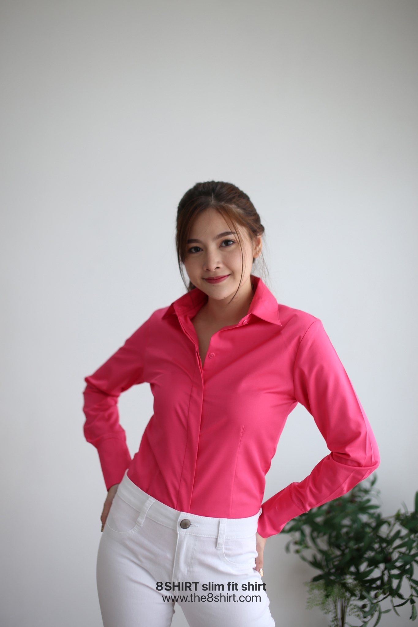 เสื้อเชิ้ตผู้หญิง ชมพูสด (HOT PINK) สลิมฟิต เข้ารูป แขนยาว เสื้อเชิ้ตทำงาน เสื้อยูนิฟอร์ม แบรนด์ 8SHIRT slim fit shirt พร้อมส่ง