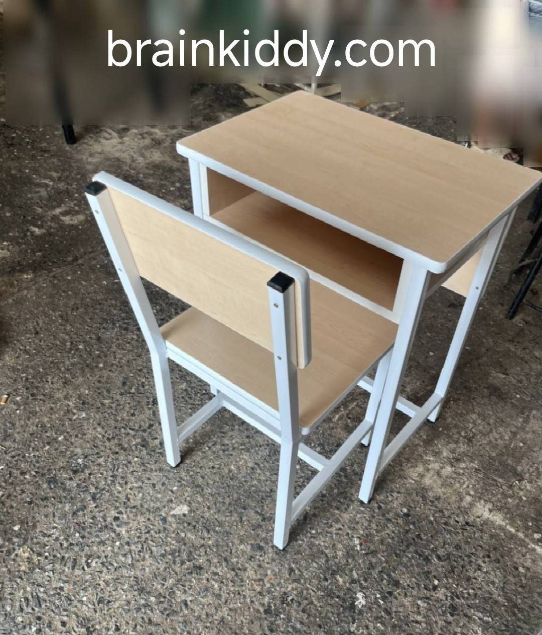 ชุดโต๊ะเรียนเดี่ยวประถมลายไม้ โครงเหล็ก ท็อปเมลามีน สั่งทำตามสิ่งที่ต้องการได้ โต๊ะเก้าอี้ประถม-อนุบาลสั่งทำขนาดตามที่ต้องการได้ โต๊ะ ขนาด 40 x 60 x 76 ซม. เก้าอี้ ขนาด 38 x 38 x 83 ซม.