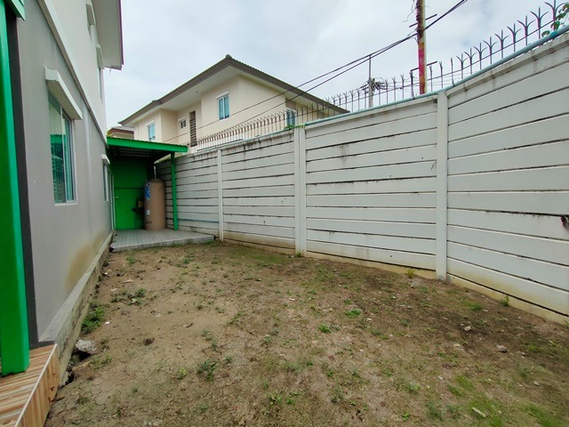 ขายทาวน์เฮ้าส์ 2 ชั้น พฤกษาวิลล์77 ติดถนน พุทธมณฑลสาย4 บ้านใหม่ ทำเลดี หลังริมใน ทิศดี ไม่ร้อน 33.3 ตารางวา