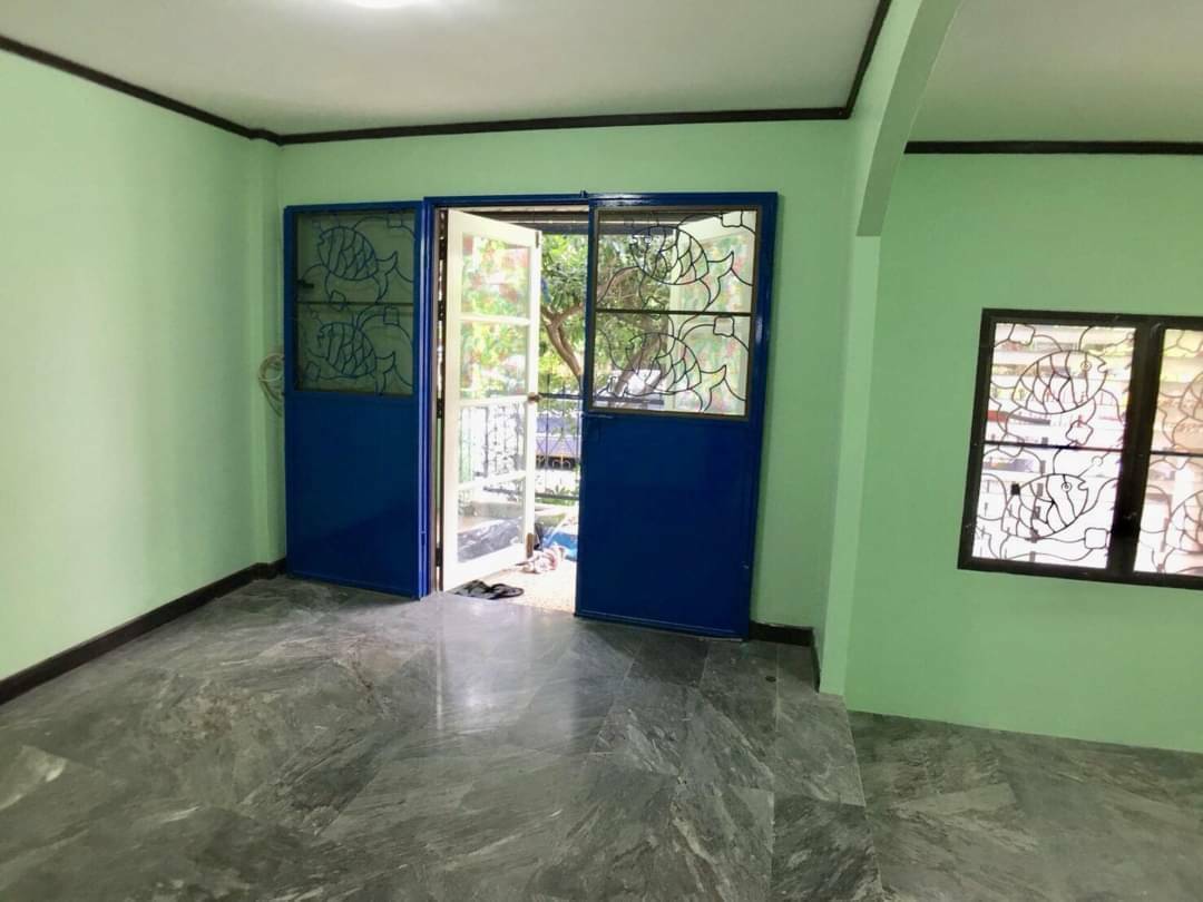 *ขายแล้ว* ทาวน์เฮ้าส์ ธนาสุข 18 ตรว. บางบอน ขายถูก พร้อมผู้เช่า ต่อเติม ปรับปรุงใหม่ เหมาะซื้อลงทุน