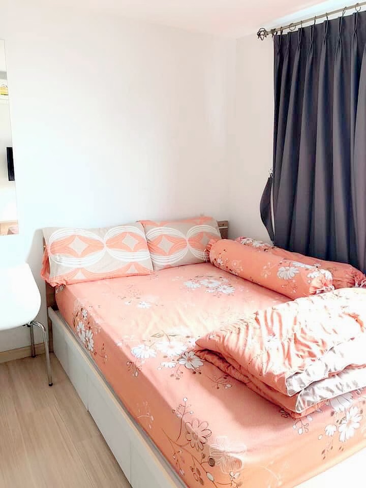 คอนโดขาย-ให้เช่า The Viva Condo Petchkasem 68 (เดอะ วีว่า คอนโด เพชรเกษม 68) 47.41 ตรม. ชั้น5 วิวสระว่ายน้ำ 2 ห้องนอน 1 ห้องน้ำ ราคา 13,000 บาท/เดือน หรือขายราคา 2,900,000 บาท