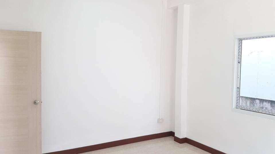 ขายแล้ว** บ้านแฝด 2ชั้น 29.7ตรว.(ซอยพาณิชยการธนบุรี) ใกล้ MRTจรัญฯ13 เพียง 600เมตร