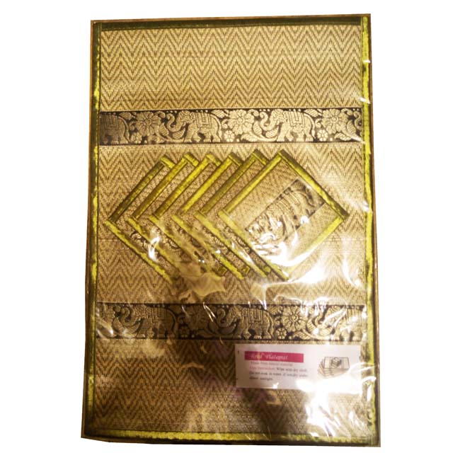 ที่รองจานเสื่อกก และ แผ่นรองแก้วน้ำ ขนาด 30 x 46 ซม. แบบ 6 ที่นั่ง สีเขียวขี้ม้า