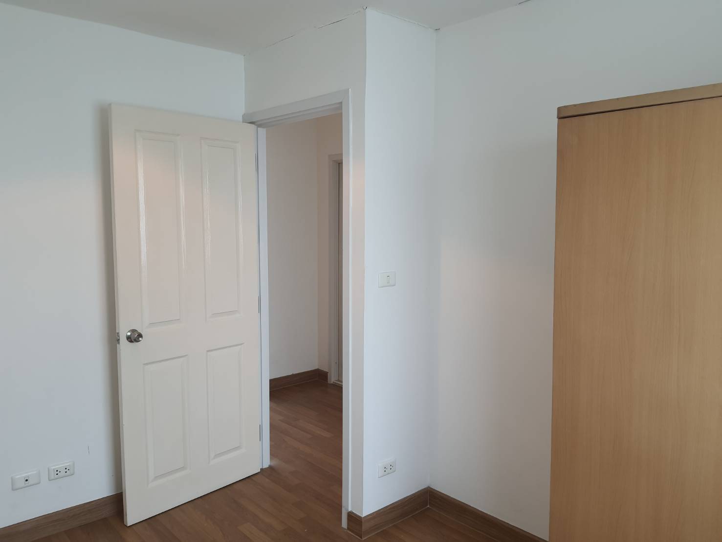 ขายทาวน์โฮม 2 ชั้น หมู่บ้านพฤกษาทาวน์ เน็กซ์ ปิ่นเกล้า-พุทธมณฑลสาย 4 ขนาด 16 ตร.ว 3นอน 2น้ำ ติดถนนใหญ่ สภาพสวยพร้อมอยู่