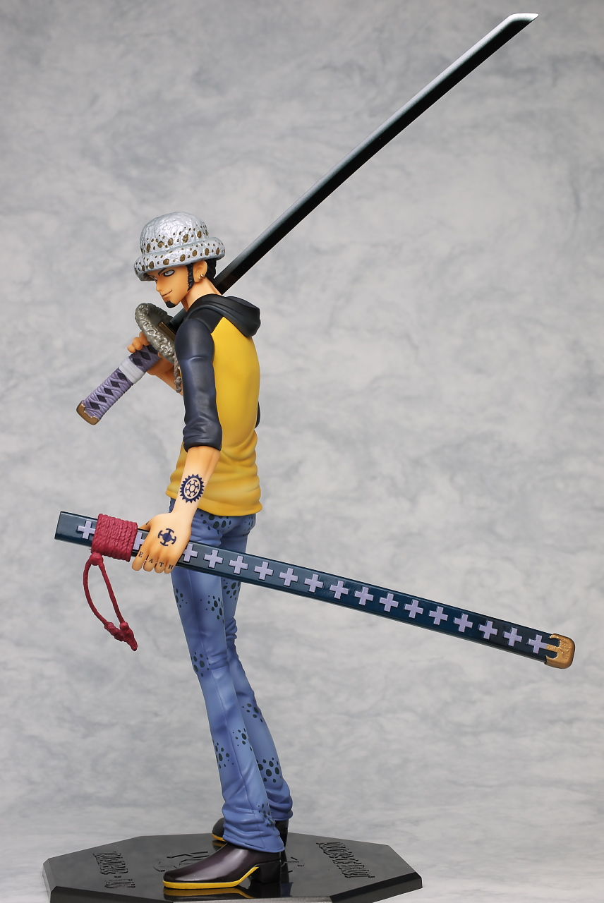 Law ของแท้ JP แมวทอง - POP Deluxe Megahouse [โมเดลวันพีช]