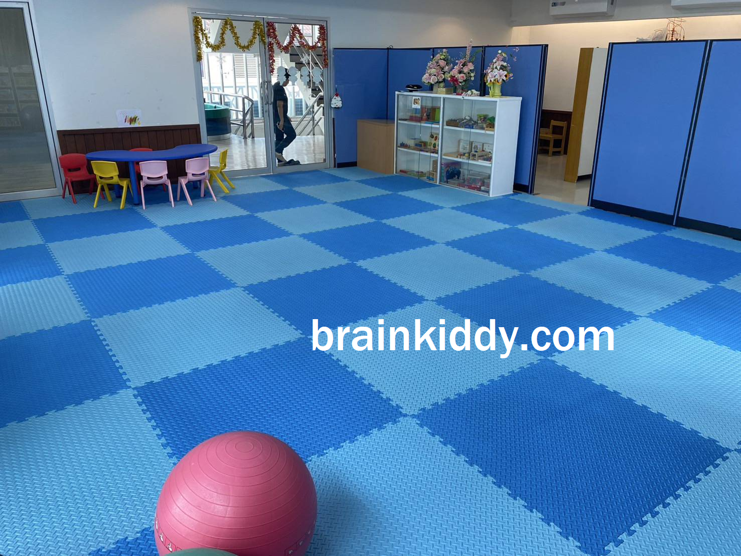 ส่งฟรี แผ่นรองคลาน แผ่นจิ๊กซอปูพื้น EVA ขนาด100*100 หนา 20 มล (2 ซม) ปูห้องเด็ก สำหรับโรงเรียน ศูนย์พัฒนาเด็กเล็ก โรงแรม พร้อมส่ง ราคาโรงงาน