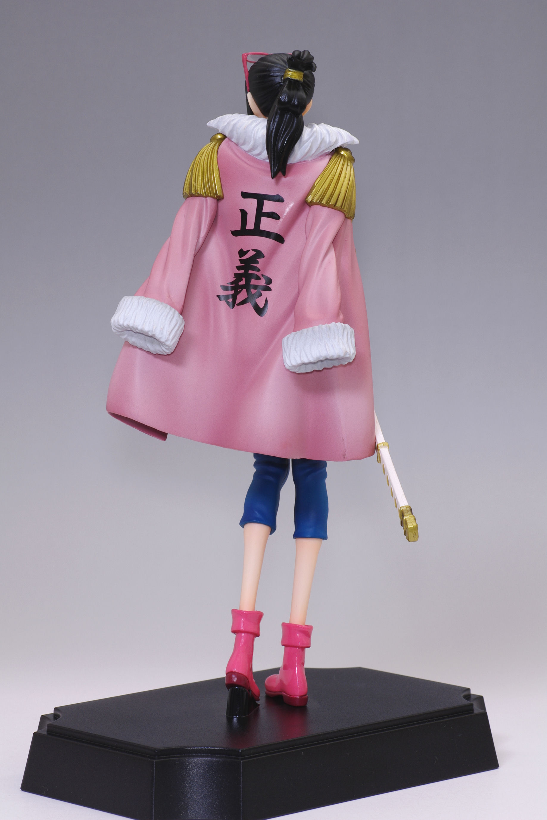 Tashigi ของแท้ JP แมวทอง - Ichiban Kuji Banpresto [โมเดลวันพีช]