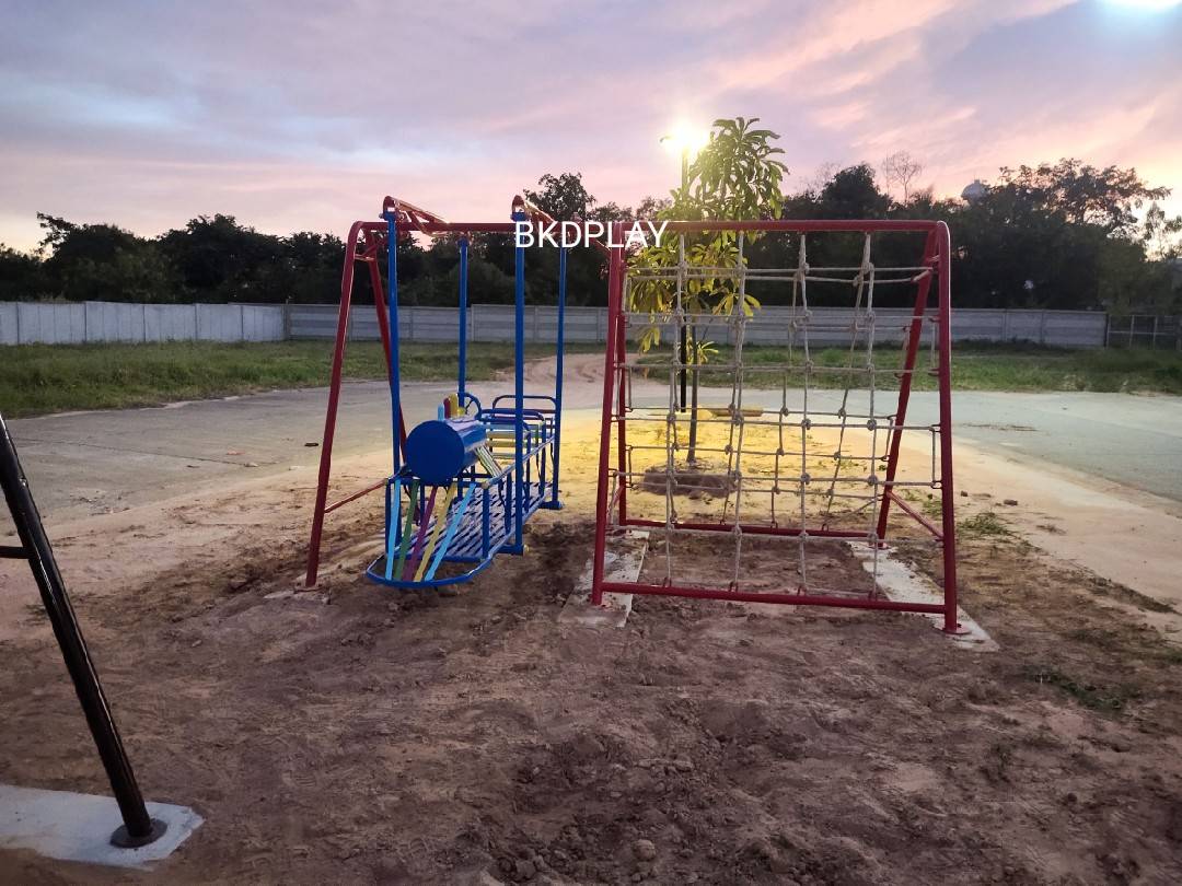 ชุดรวมรถไฟเชือกถัก, เครื่องเล่นสนามกลางแจ้ง , เครื่องเล่นสนามแบบเหล็ก,ชิงช้า,สไลเดอร์,โยกเยกเหล็ก, ม้าหมุน, OutdoorPlayground, ราคาโรงงาน ขนาด 150x280x170 ซม.