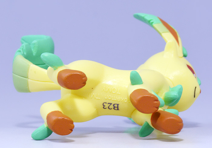 Leafeon ของแท้ JP - Monster Collection Takara Tomy [โมเดลโปเกมอน]