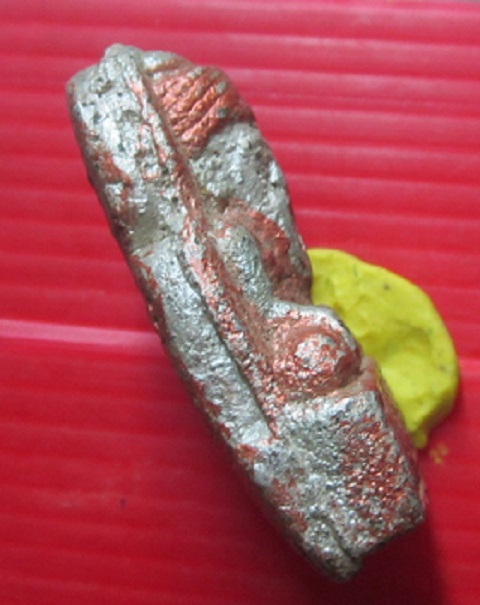 พระผงพราย รูปเหมือน บรมครูฤาษี ลง สี ปอน สีนาก ไม่ทราบที่