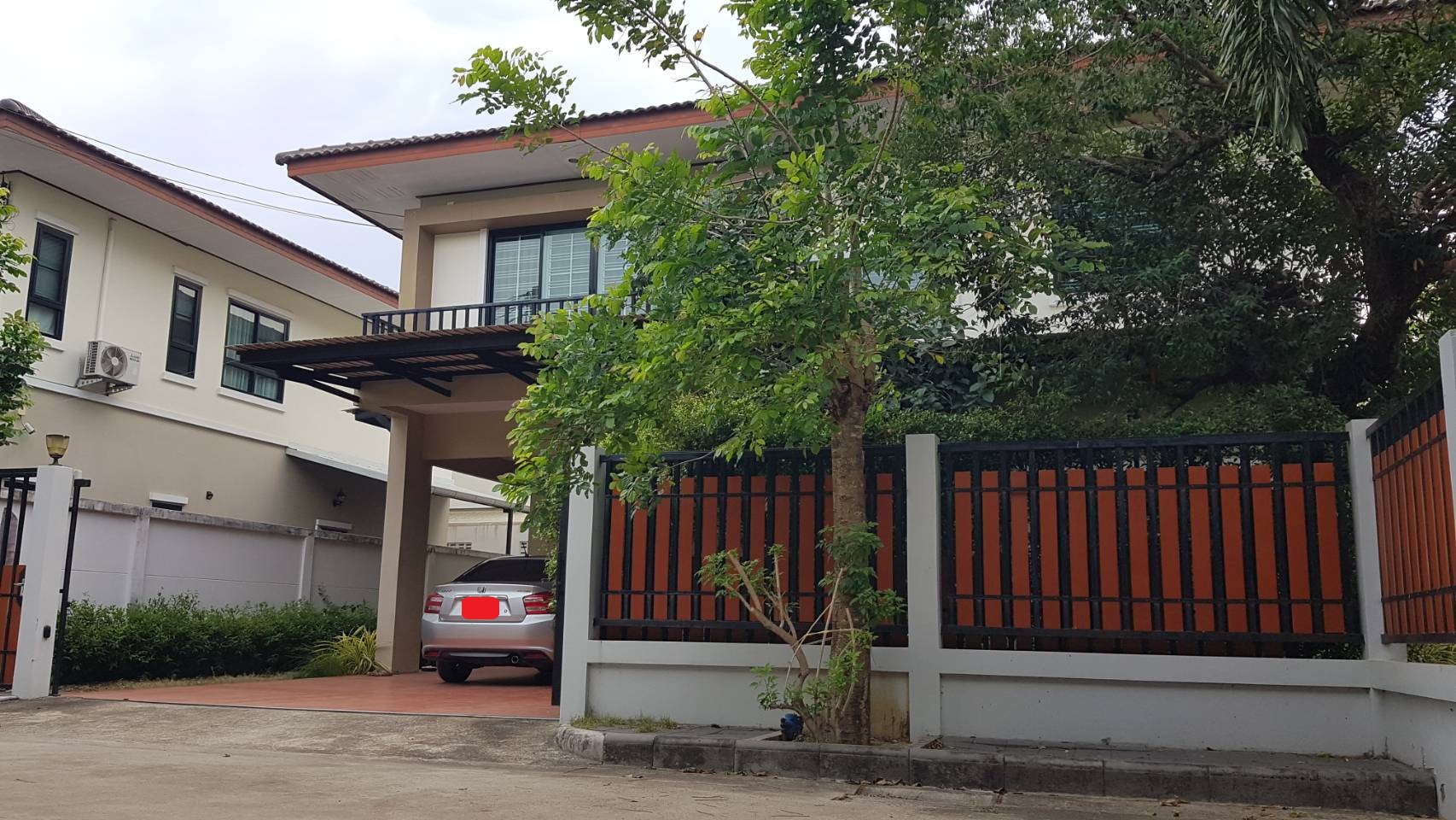 *เช่าแล้ว*ให้เช่า บ้านเดี่ยว 2 ชั้น 69.6ตร.ว. ถนนพุทธมณฑลสาย7 ถนนกำลังขยายทางเป็น 6เลน . 17,000บาท /เดือน