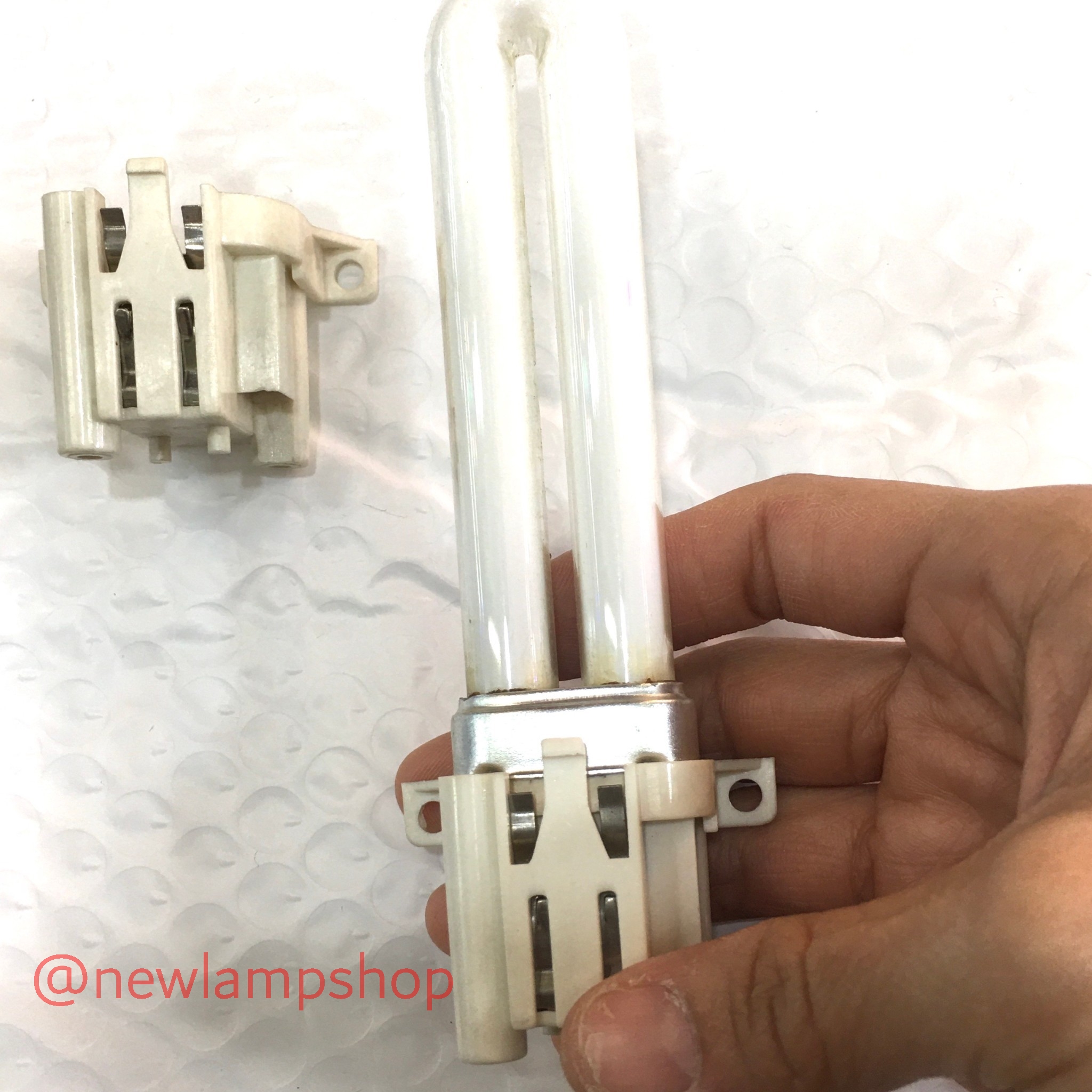 ขั้วเสียบ หลอดตะเกียบ ลดล้างสต๊อก!!