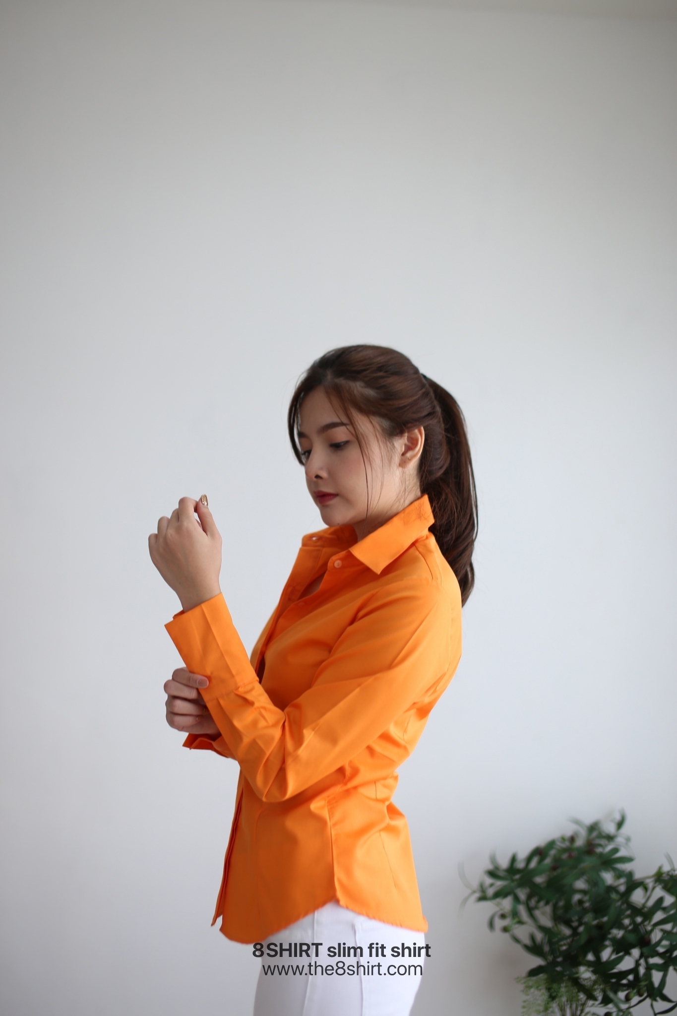 เสื้อเชิ้ตผู้หญิง สีส้มสด (Orange Summer) สลิมฟิต เข้ารูป แขนยาว เสื้อเชิ้ตทำงาน เสื้อยูนิฟอร์ม แบรนด์ 8SHIRT slim fit shirt พร้อมส่ง