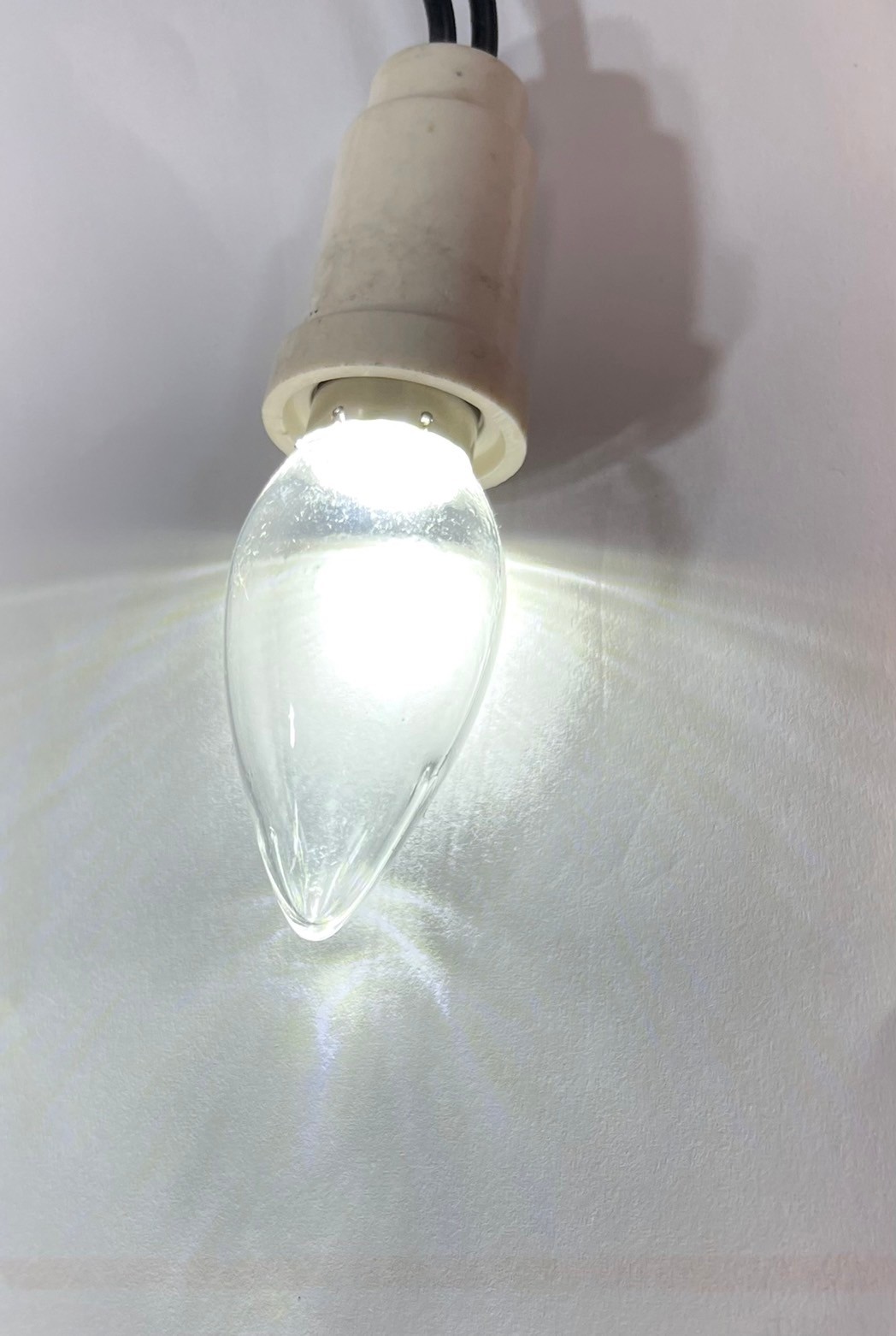 หลอดจำปาLED ใส E12 1 W กล่องล่ะ2ดวง มีสี Warmwhite / Daylight