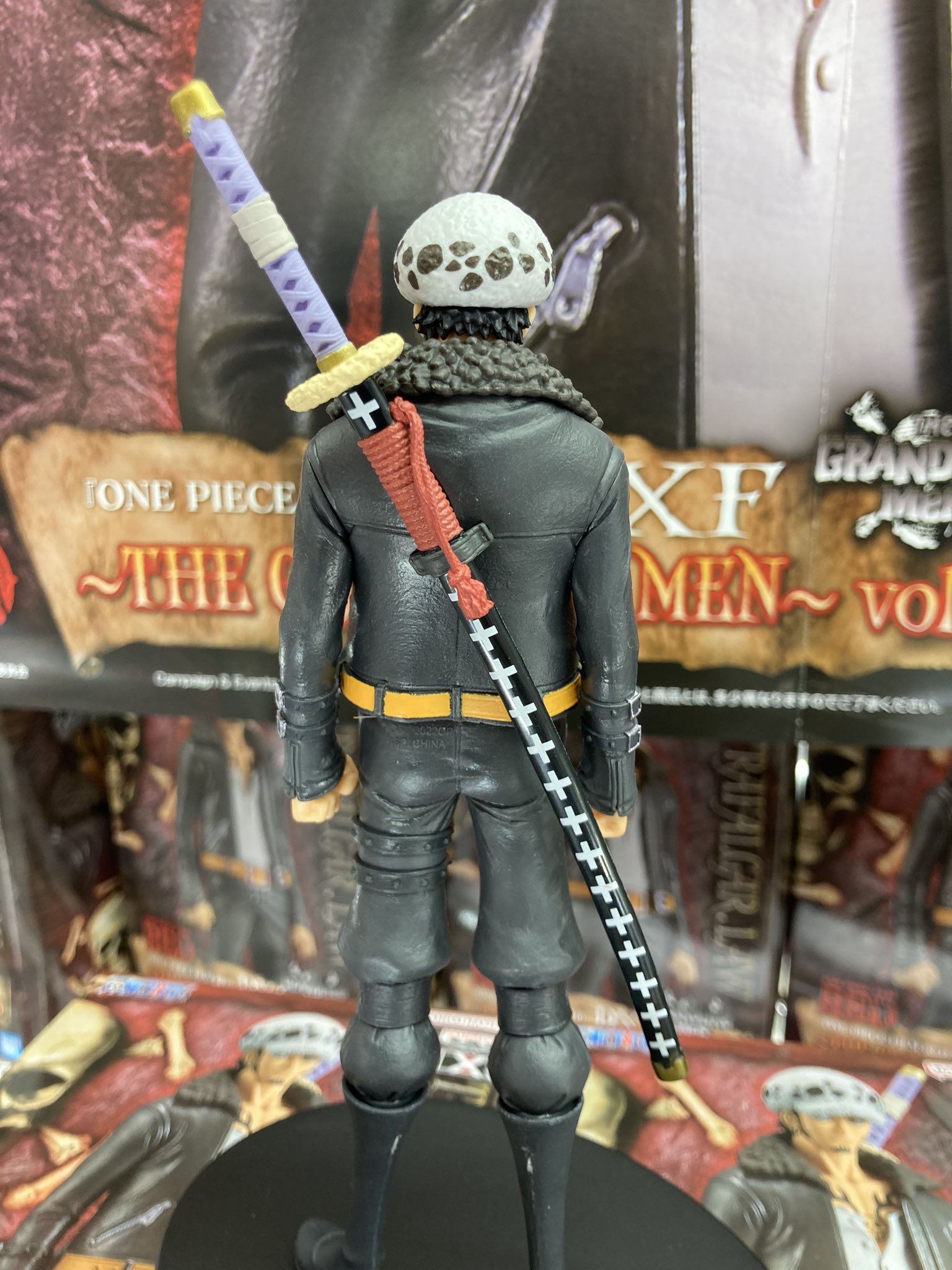 Law Film Red ของแท้ JP แมวทอง - Grandline Men Banpresto [โมเดลวันพีช]