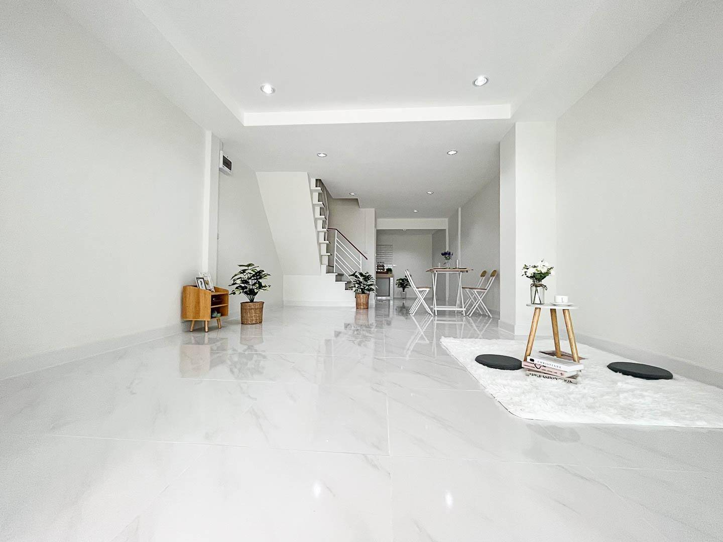 ขายแล้ว* ทาวน์เฮ้าส์ ทำเลพุทธมณฑลสาย 4 หมู่บ้าน จิตรณรงค์ 21 ขนาดพื้นที่ 16 ตรว. รีโนเวทใหม่ พร้อมอยู่ เพียง 1.38 ล้าน บาท