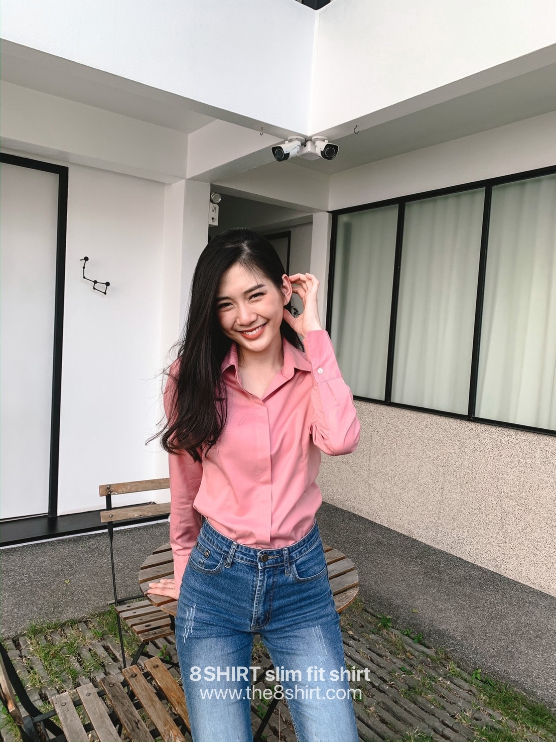 เสื้อเชิ้ตผู้หญิง สีชมพูกะปิ (Soft Pink) สลิมฟิต เข้ารูป แขนยาว เสื้อเชิ้ตทำงาน เสื้อยูนิฟอร์ม แบรนด์ 8SHIRT slim fit shirt