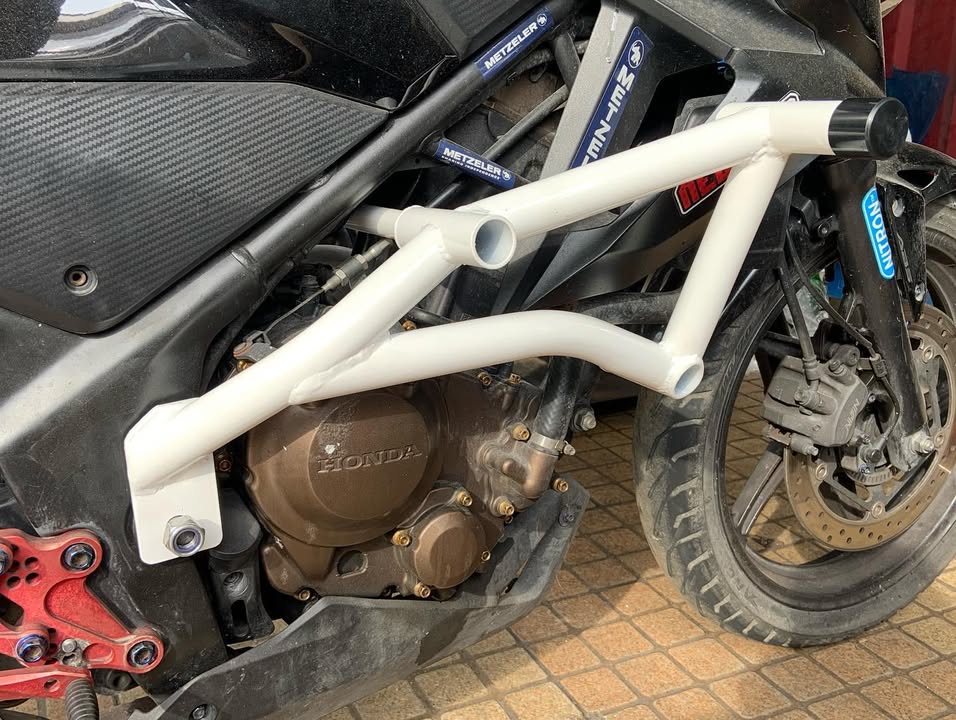 CBR250R Crash cage
