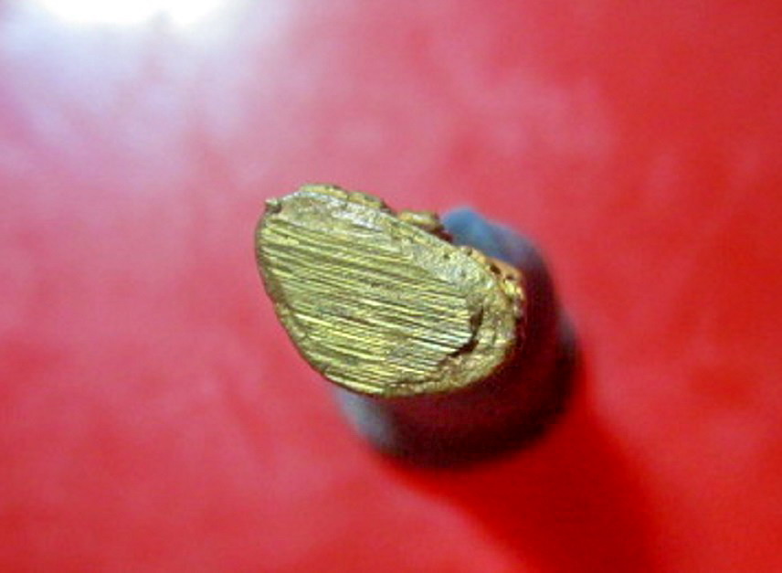 พระกริ่งพระธาตุพนม หลวงปู่คำพันธ์ วัดธาตุมหาชัย จ.นครพนม เนื้อทองแดงกะหลั่ยทอง