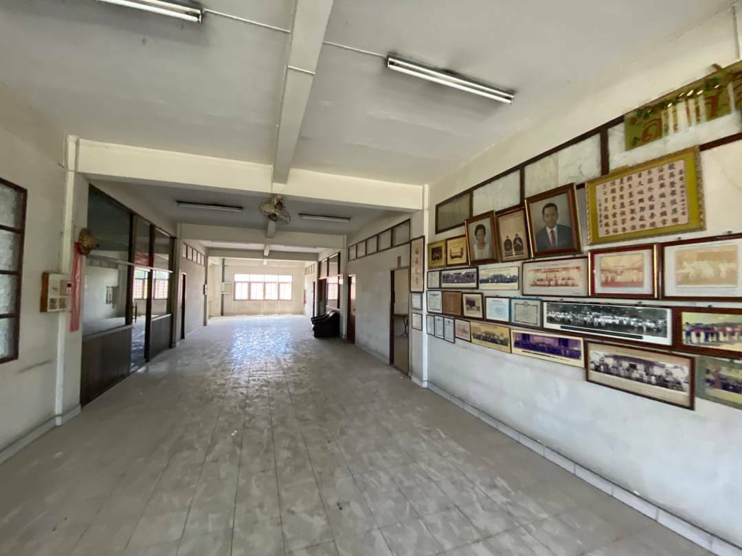 ขายตึก บางเเค เพชรเกษม 47 ขนาด 156 ตรว. 4 ชั้น ใกล้ รถไฟฟ้าMRTหลักสอง(เดอะมอลล์) ซอยเพชรเกษม 47