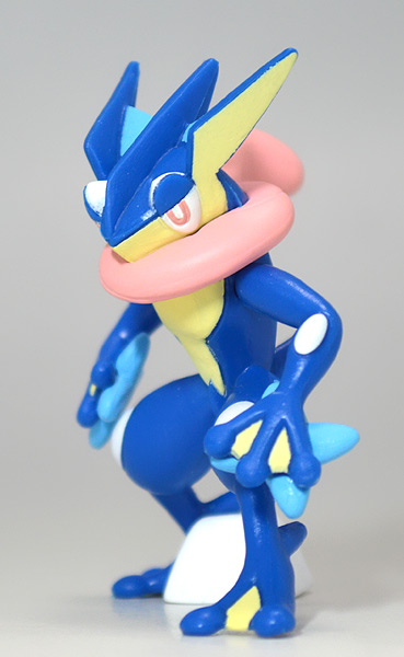Greninja ของแท้ JP - Monster Collection Takara Tomy [โมเดลโปเกมอน]