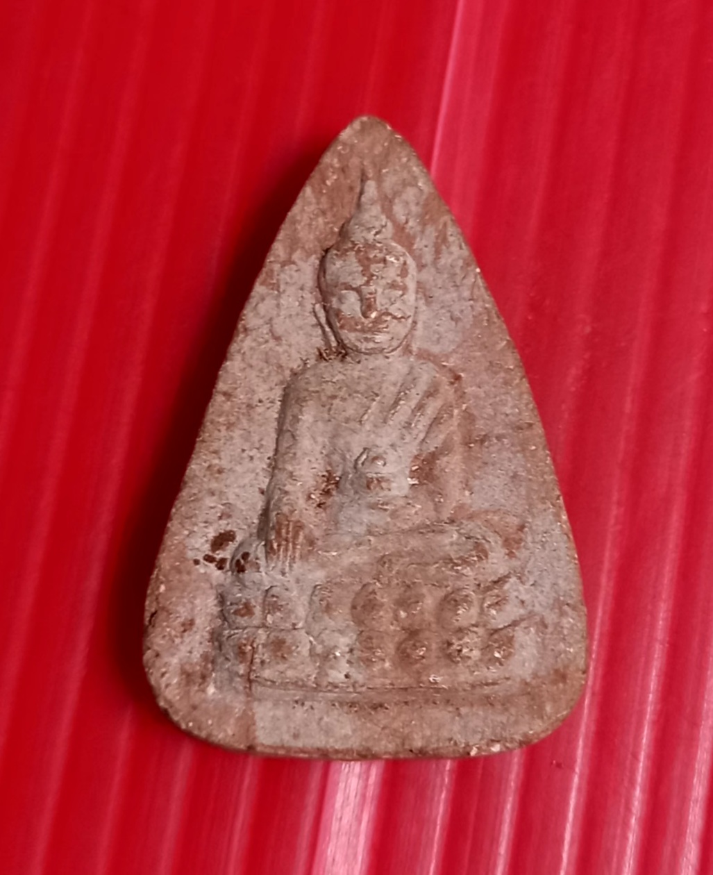 พระพุทโธน้อย เนื้อผงแม่ชีบุญเรือน ออกวัดสารนาถธรรมาราม จ.ระยองปี2516