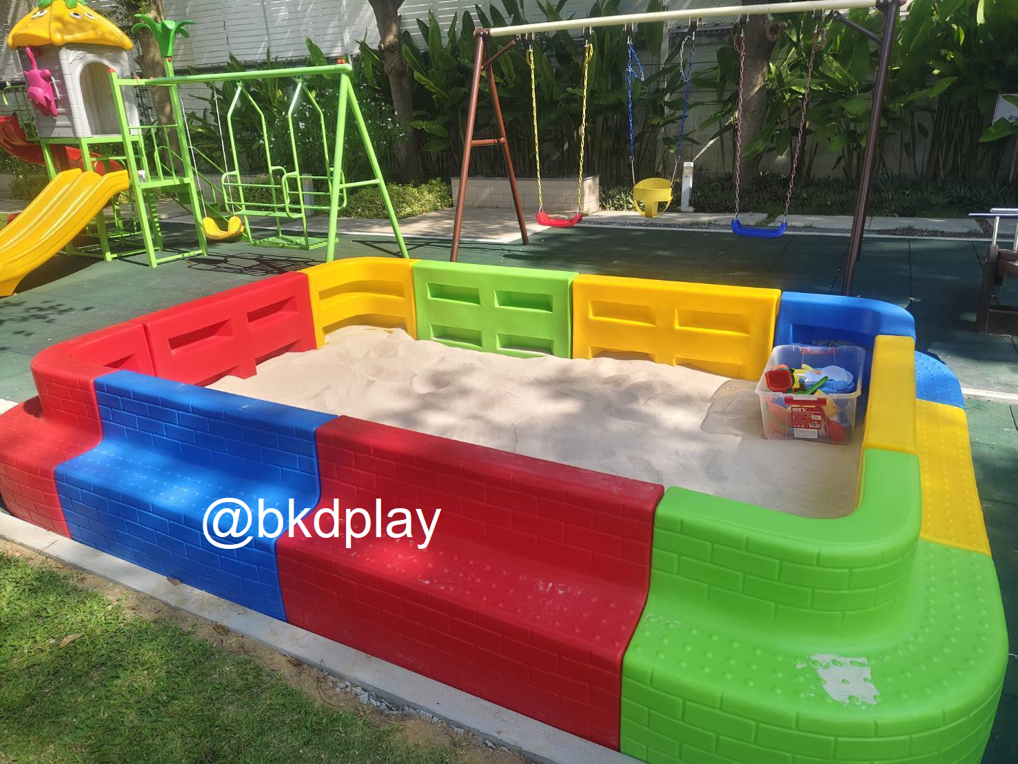 บ่อทรายพร้อมที่นั่ง (จัตุรัส) บ่อบอลพร้อมที่นั่ง บ่อบอล บ่อบอลพลาสติก, คอกกั้นเด็ก,ขนาด 294x294x58 cm.