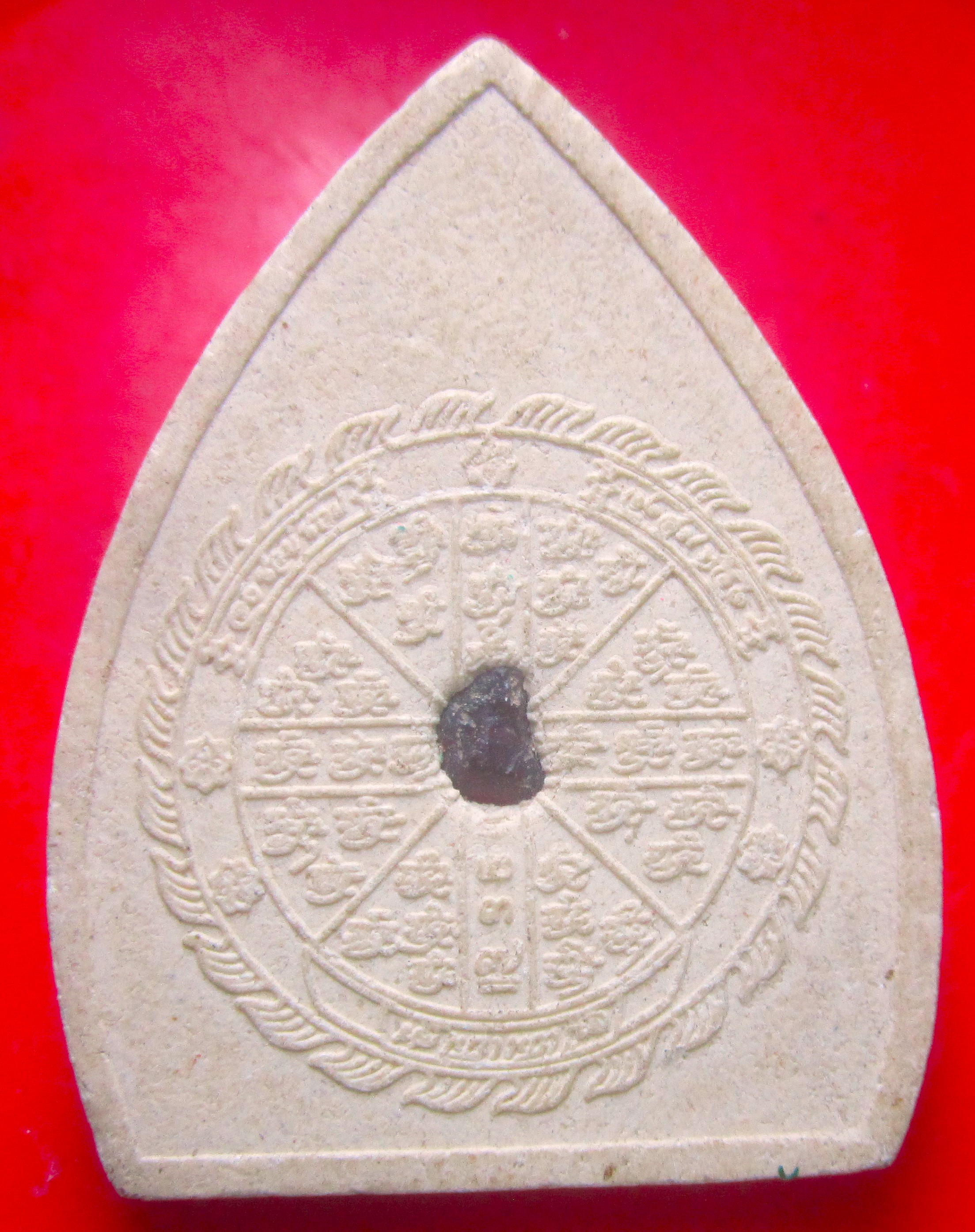 พระผงเจริญสุข ร่ำรวยเงินทอง ครูบากฤษณะ วัดป่ามหาวัน จ.นครราชสีมา องค์ที่2