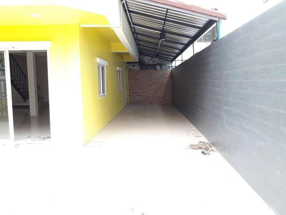 ขายแล้ว** บ้านแฝด 2ชั้น 29.7ตรว.(ซอยพาณิชยการธนบุรี) ใกล้ MRTจรัญฯ13 เพียง 600เมตร